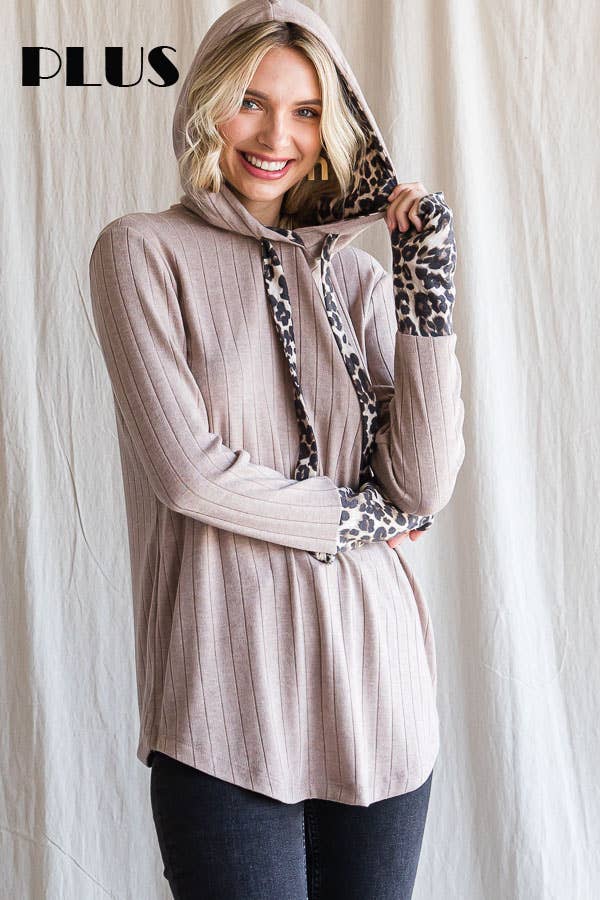 [PLUS SIZE]Leopard Accents Drawstring Hood Top